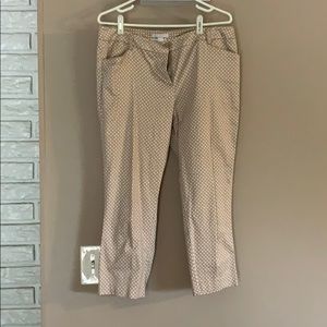 New York and Co. size 10 Capri dress pants